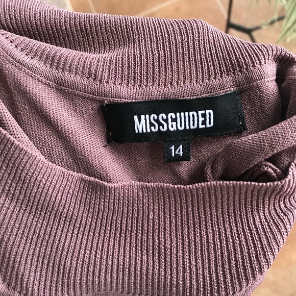 Missguided keyhole bodycon mockneck dress - Picture 6 of 6